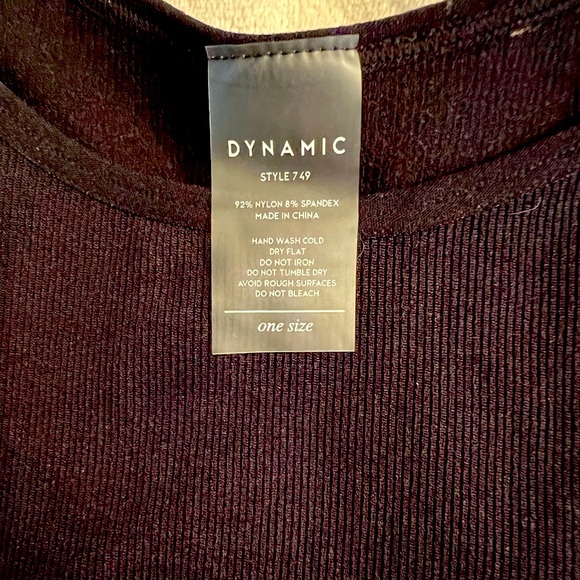 Dynamic Tenshoppe Ribbed Racer Back Crop Top - Picture 4 of 4